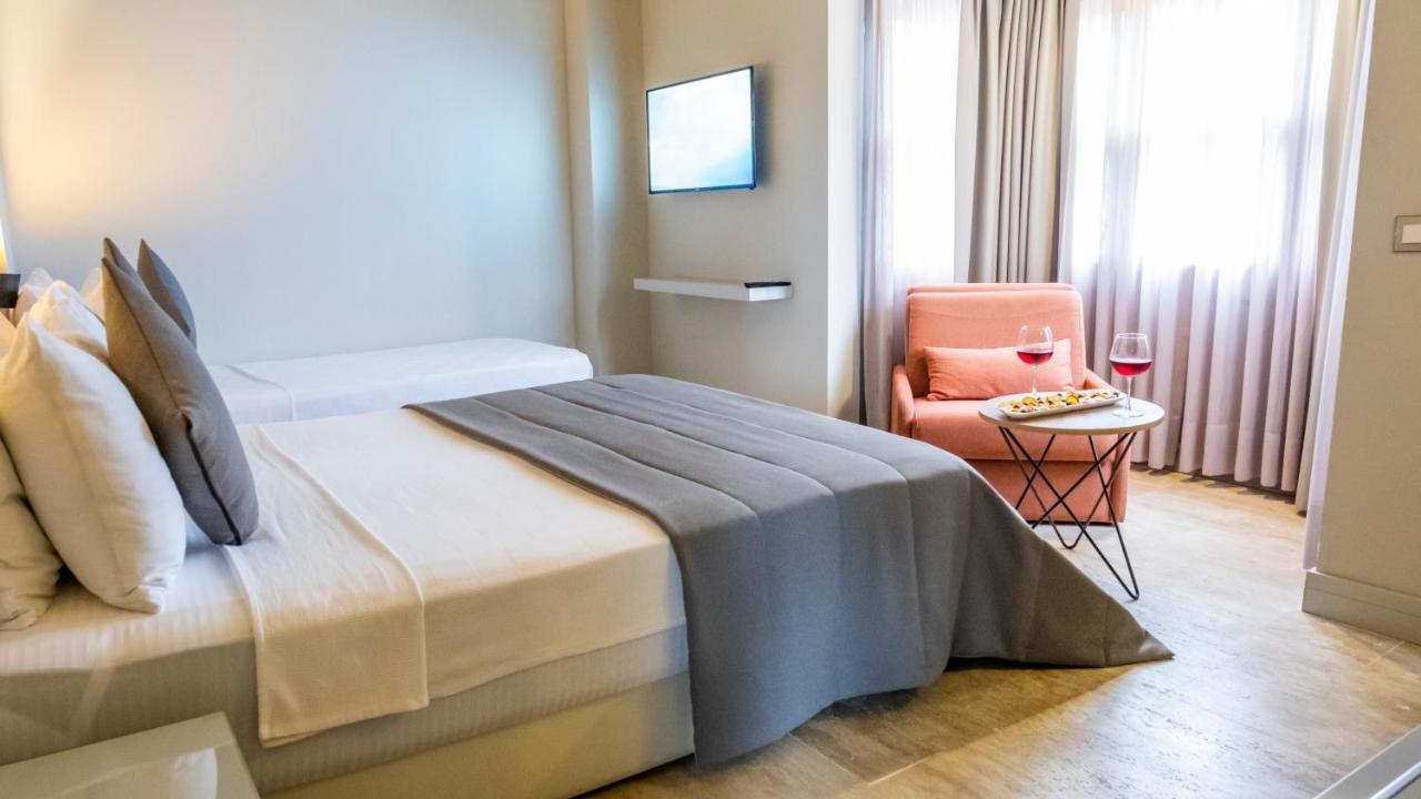 Ariel Hotel Alacatı Bagian luar foto
